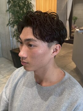 キリ 逗子(kiri) 逗子葉山シャドウパーマフェザーパーマアップバング眉毛韓国Y117