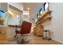 ヘアーアンドメイク シェリ(Hair&Make Cherie)の雰囲気(素敵な空間で過ごすサロンタイムはいかが…??)