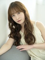 キネン バイ ツリー 宇都宮(kinen by tree)&nbsp;ロングウェーブマロンベージュの華やかフェミニンカール