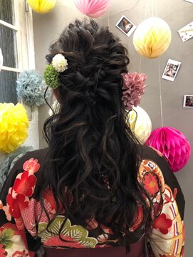 ネオリーブ シュシュ 神保町店(Neolive susu) 卒業式ヘア☆ハーフアップスタイル