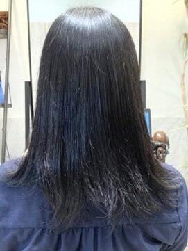 クアトログランシュ 水戸店(QUATRO×GranCieux) グレーブラック×ストレート