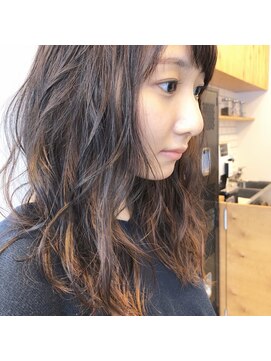 ティー リュクスボーテ(T LUXE BEAUTE) ゆるふわパーマ/インナーカラー