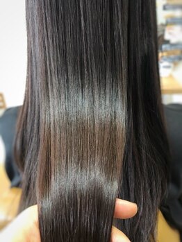 【JR塚本駅】潤いをしっかりと残す縮毛矯正☆キューティクルを守りつつまっすぐなヘア美人へ。