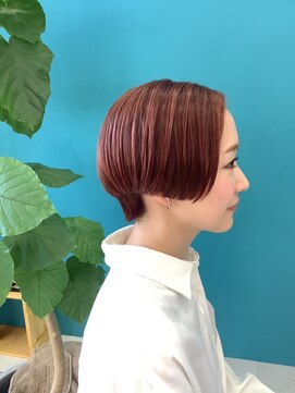ラクハ(Rakuha) 重めのショートボブ