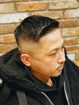 ヒロギンザバーバーショップ 丸の内店(HIRO GINZA BARBER SHOP) アイビー×スキンフェード【東京/丸の内/大手町】