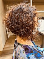 アンジュ ヘアー(Ange hair) 40代50代　外国人風パーマヘア