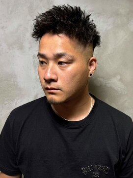 ディスイズバーバーサード(THIS IS BARBER 3rd) ツイストパーマ　スキンフェード　スパイキーショート