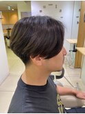センターパート 毛先が流れるピンパーマ