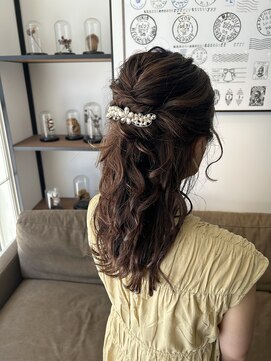 ワン 戸塚(ONE001) ハーフアップ