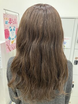 ビーズカラーイオン 酒田南店 春の紫外線もバイオレットで上品なベリーショコラに/4月