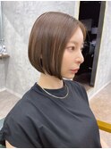 切りっぱなしボブ/前下がりボブ