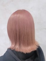 イル(iLu.)&nbsp;外ハネボブ/ピンクベージュカラー