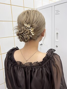 ガーランド(Girland) 【Girland】ネジネジカチモリアレンジ 韓国風レイヤーカット