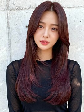 レイヤーカット H 大阪梅田 女性専用サロン 韓国レイヤーカット 外ハネボブ前下がりボブレイヤーボブミルクティーグレージュ髪型