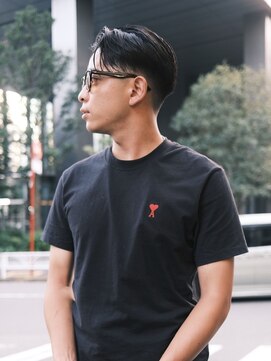 ランプ 代官山(the lamp) 黒髪刈り上げセンターパー フェードフェザーパーマローフェード