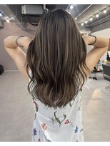 レブ 三条河原町(Reb,) ハイライト30代40代白髪ぼかしレイヤーカットミディアム大人ヘア