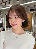 大人ガーリーダークアッシュミディアムレイヤーカット髪質改善