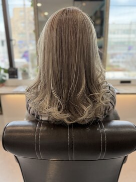 ラウレア(Laule’a) ハイトーンダブルカラー