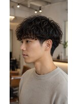 リア 八尾(Lia) シャドウパーマ メンズ