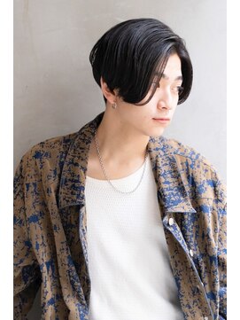 エイミー(Aimee) Aimee町田重め前下がりミディ