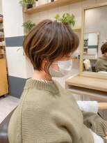 月のヒ 大人可愛いショート