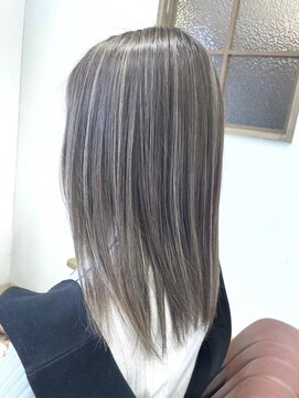 クアトログランシュ ひたちなか店(QUATRO×GranCieux) ナチュラルハイライト