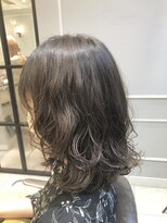 ネオリーブギンザ 銀座店(Neolive GINZA)&nbsp;低温デジタルパーマで作るミディアムレイヤーパーマヘア