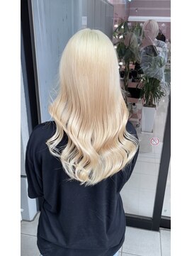 ミーナ バイ ワンズ 町田(mina by one's kyougoku) ブロンドヘア