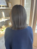 Yoshiつね さくら店&nbsp;切りっぱなしボブ×グレージュ