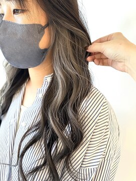 ヘアデザイン ファブロ(hair design FABRO.) イヤリングカラー/ホワイトカラー/ハイトーン/韓国風ヘア