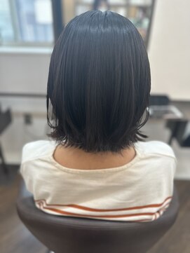 アプシー 三田駅前店(Apsee) 切りっぱなしボブ/ダークカラー