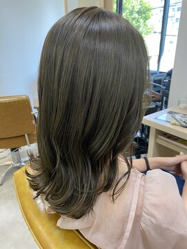 アンフレール オリーブベージュ/大園芽依