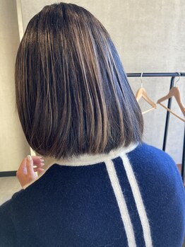 デフォ(defo)の写真/【グレイカラーでもオシャレを楽しめる◎】大人女性から大好評の発色のいい白髪染めを低価格でご提供♪