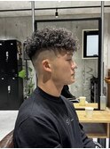 MEN'S HAIR/フェード×スペインカール/大人ヘア/メンズパーマ