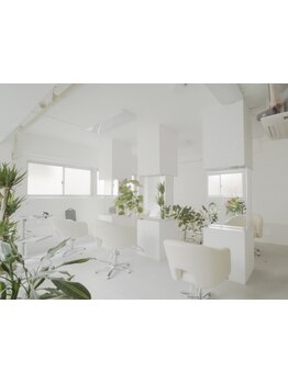 表参道有名店出身のSNSインフルエンサースタイリストが創る隠れ家サロン！あなたのなりたいを叶えます♪