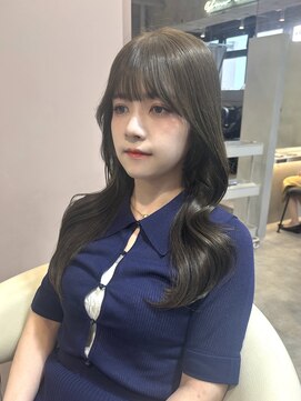 グロー 大宮(GLROW) 韓国　レイヤーカット　顔まわりカット　オリーブベージュ