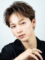 オーシャントーキョーオーバー 渋谷(OCEAN TOKYO OVER) メンズショートフェザーパーマセンターパートニュアンスパーマ