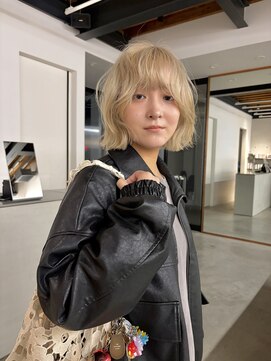 シアター(CIARTOR) ミルクティーベージュボブ