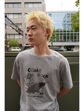 ココモ(KOKOMO) 【三野隼澄】スパイキーショート/ブロンドカラー