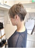 ミルクティーブロンド×ツーブロック