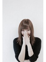 ボー ベル(Beau Belle)&nbsp;ブラントカットとスコティッシュブラウンでモテ・愛されヘアー