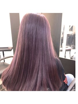 リゼル ユア 渋谷(RISEL YUA) ツヤツヤラベンダーアッシュのロングヘア