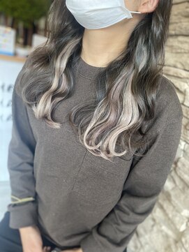 アクビ(AKUBI) ダメージレスでインナーカラー