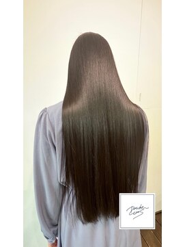 パドトロワ(Pas de trois) 髪質改善トリートメント【グラメント】極上の艶体験