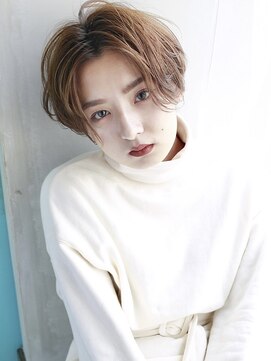 ルアン 上通り(ruen) 熊本 ショートカット 大人ショート ruen 上通り 右田莉奈