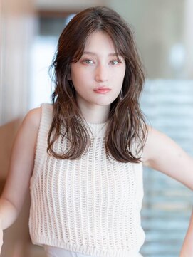 アンスリウム 吹田(Anthurium) ミディアムレイヤー/大人可愛い/髪質改善/シースルーバング