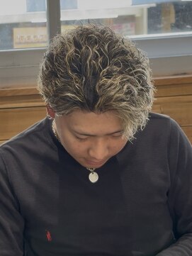 ネクストゼロ(NEXT zerO) 極道パーマ