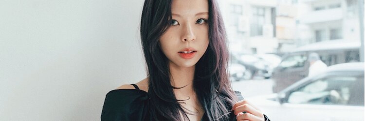 ウタ(uta)のサロンヘッダー