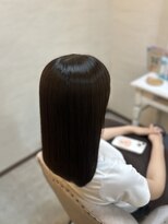 シシ 大宮(She 2.) 美髪矯正/髪質改善/うるツヤ/透明感カラー/新宿美容室/韓国風