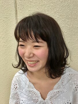 カオス(CHAOS) 外ハネショートミディアム